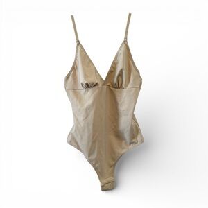 No Brand Cream Shapewear Bodysuit Size Small (Never Worn)